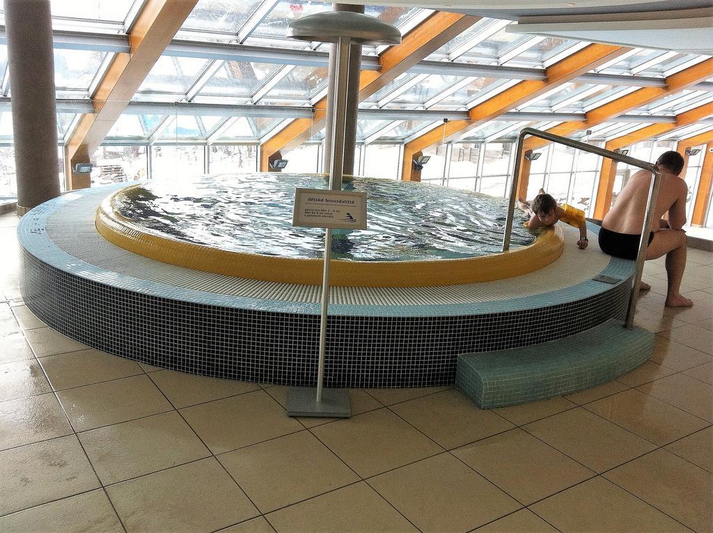 Horsky Apartman Razula Velké Karlovice エクステリア 写真